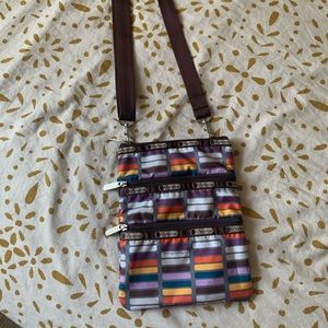 Never used lesportsac cross body